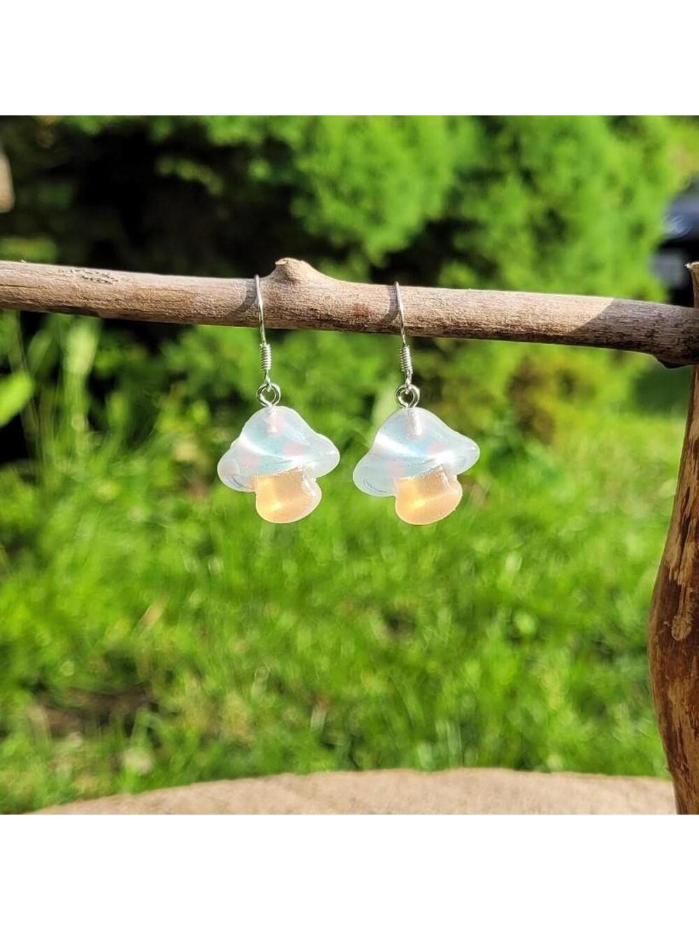 Pastel mushroom earrings. 🍄🌼